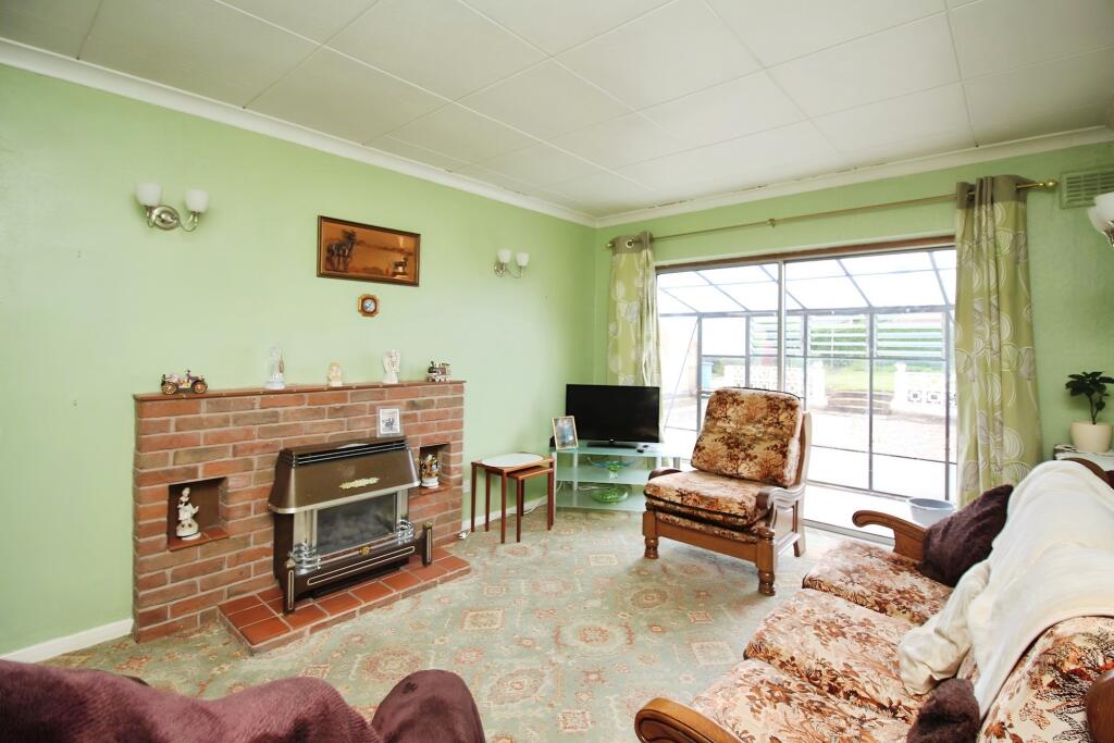 College Road, Syston, LE7 photo 4