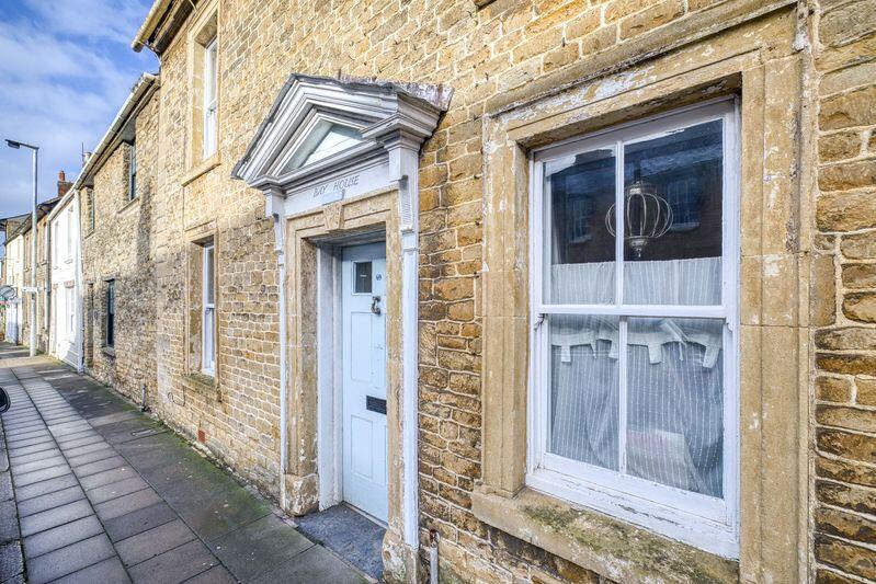 Additional image 17 of Pretty period property in a central location 