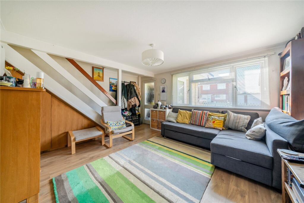 Sutton Road, Speen, Newbury - More