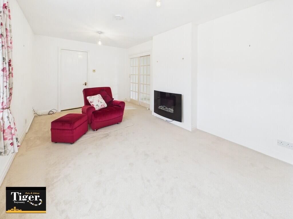 House in Preston - View 4