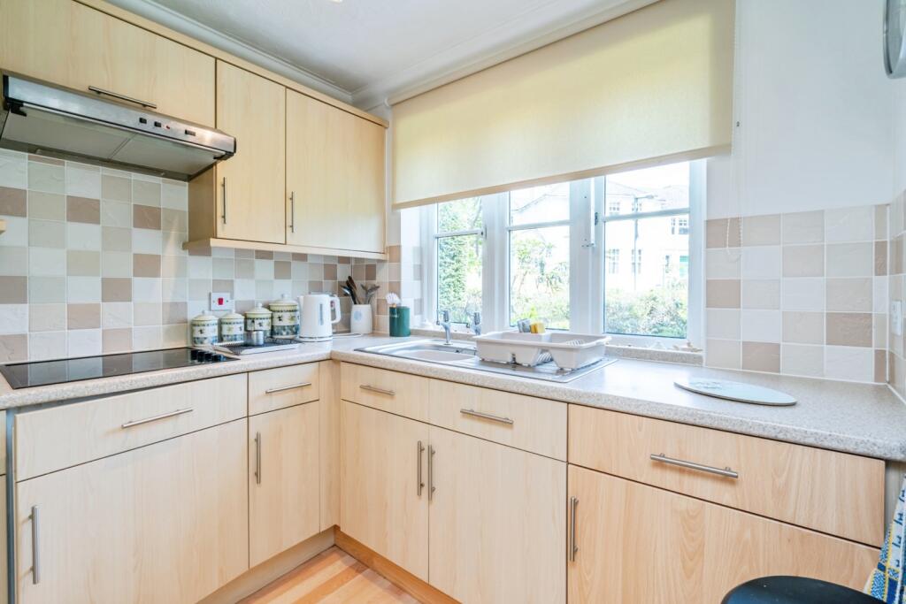 Apartment in Arun, Bognor Regis - View 4