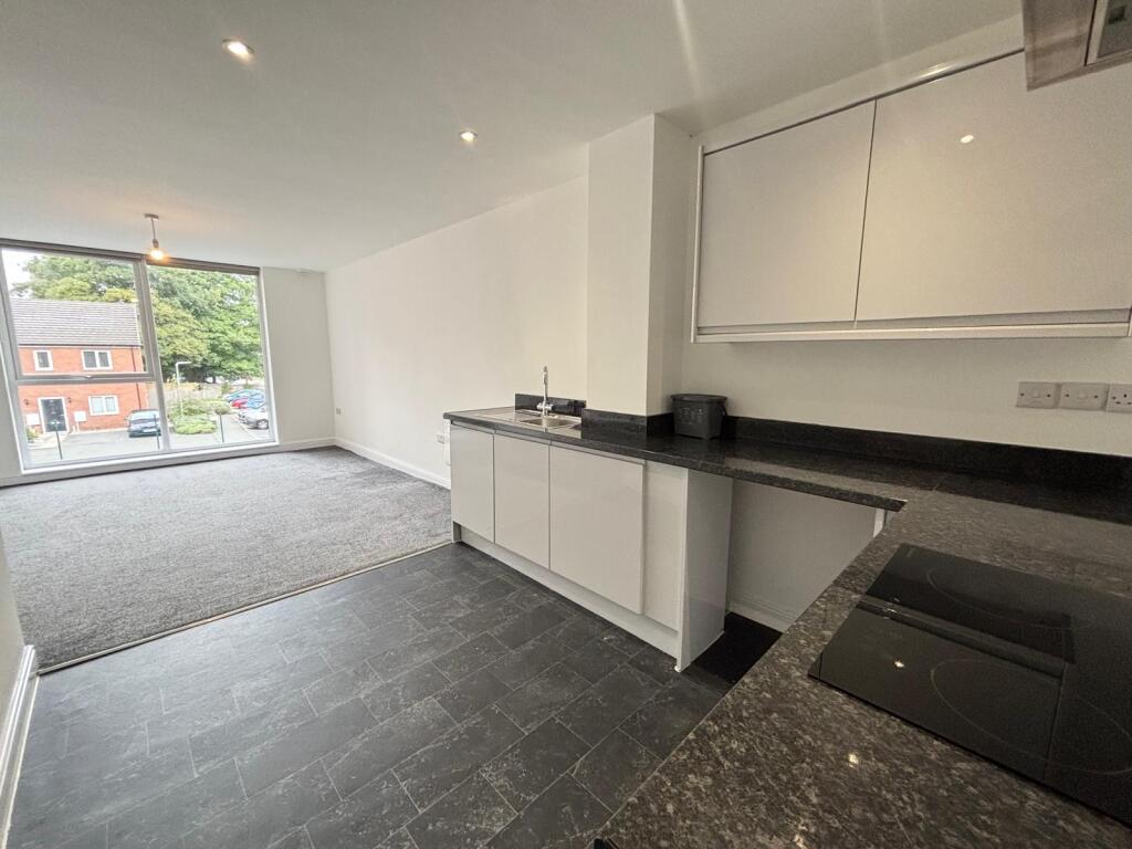 Apartment in St Helens, Portico, Grange Park - More