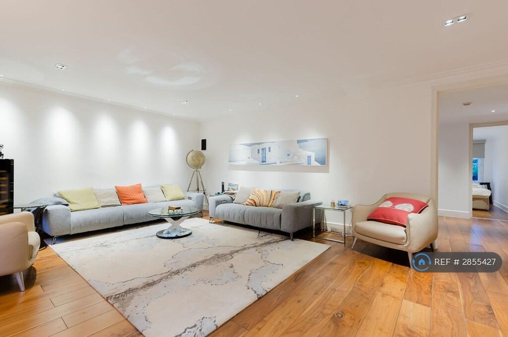 3 bedroom flat for rent