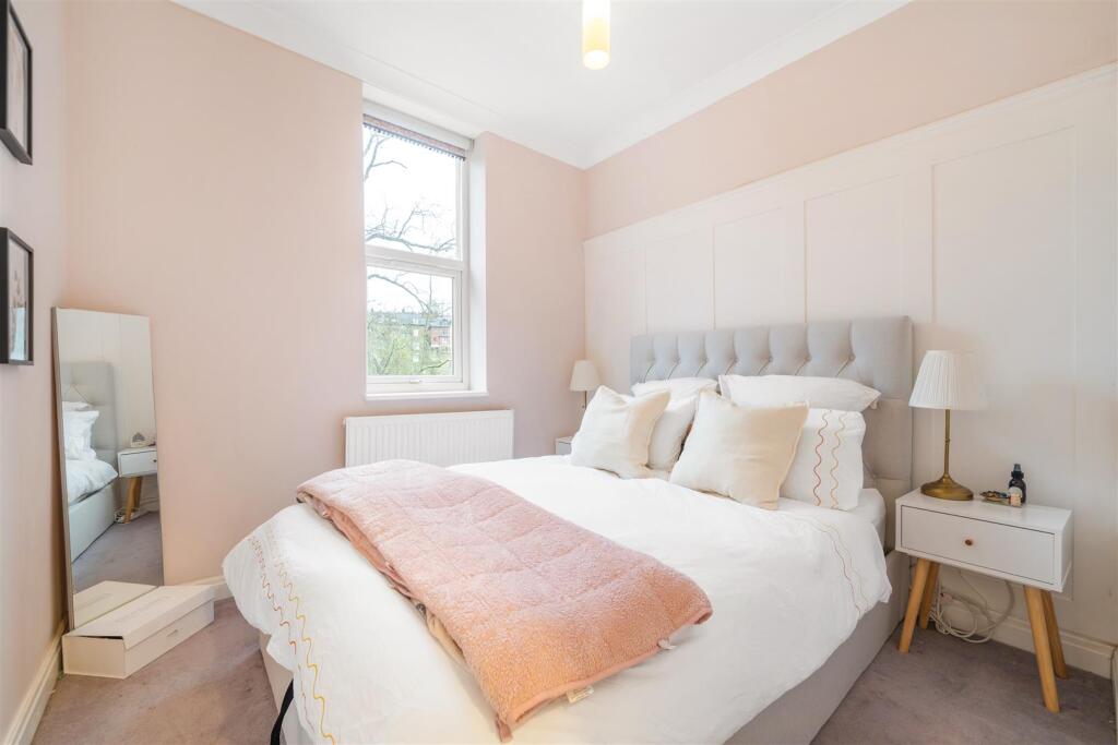 Apartment in London - View 4