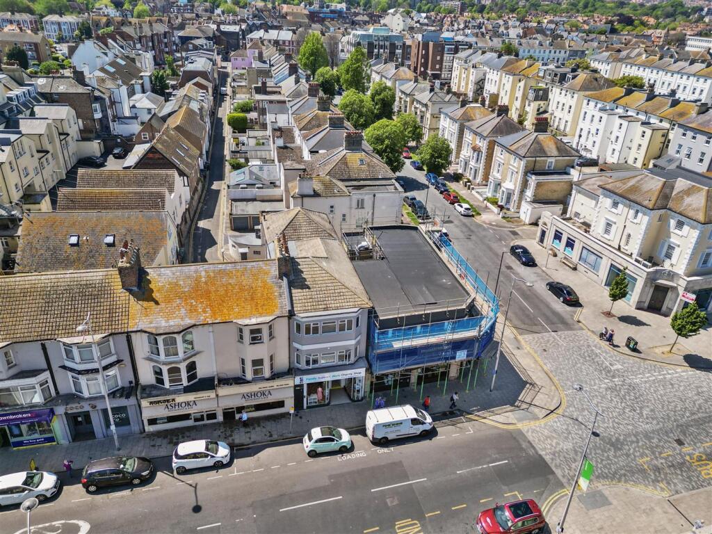 Apartment in Eastbourne, Little Chelsea, Meads - View 3