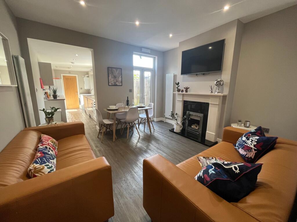 Main image of property: Leslie Road, Birmingham, B16