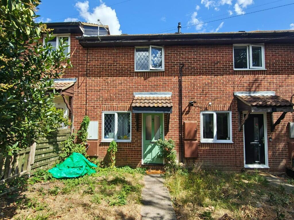 Main image of property: 20 Winchcombe Road, Carshalton, Greater London, SM5 1RU