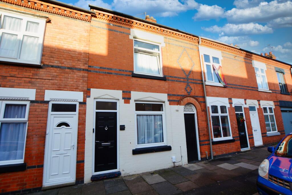 Main image of property: Avenue Road Extension, Clarendon Park, Leicester