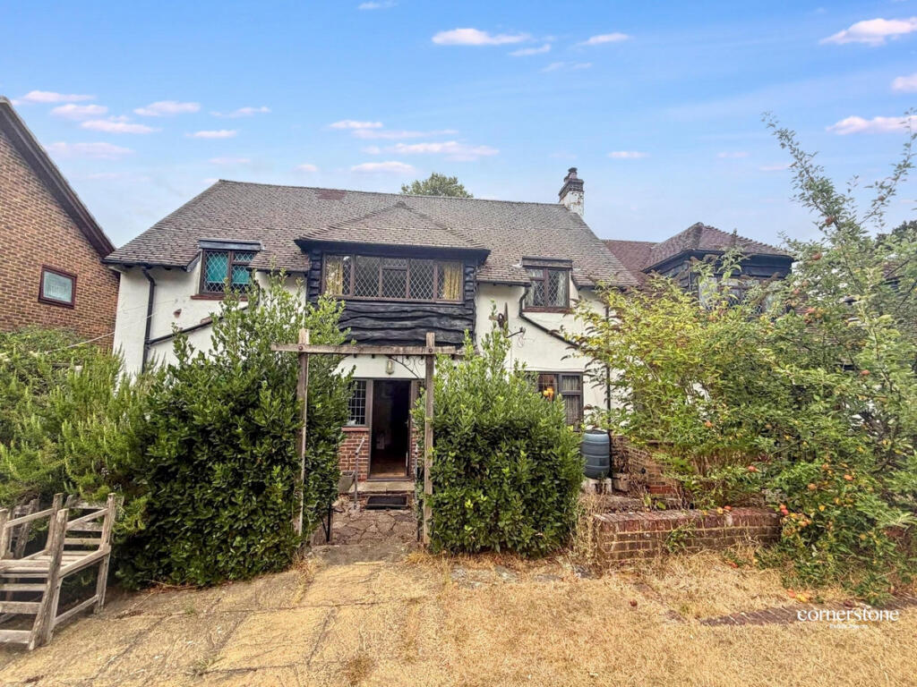 House in Tandridge, Warlingham - View 2