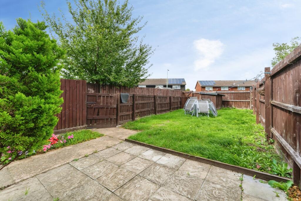 Nimbus Way, Newmarket, Suffolk, CB8 photo 2