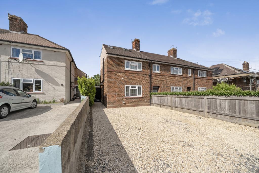 Main image of property: St. Martins Road, Rose Hill, OX4