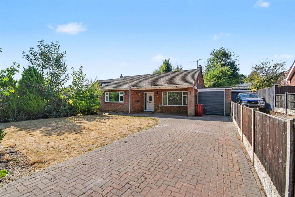 Main image of property: Holme Lane, Bottesford, Scunthorpe