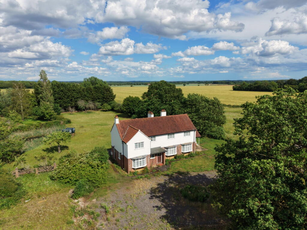 Main image of property: Boxford Road,Milden,Ipswich,IP7 7AN