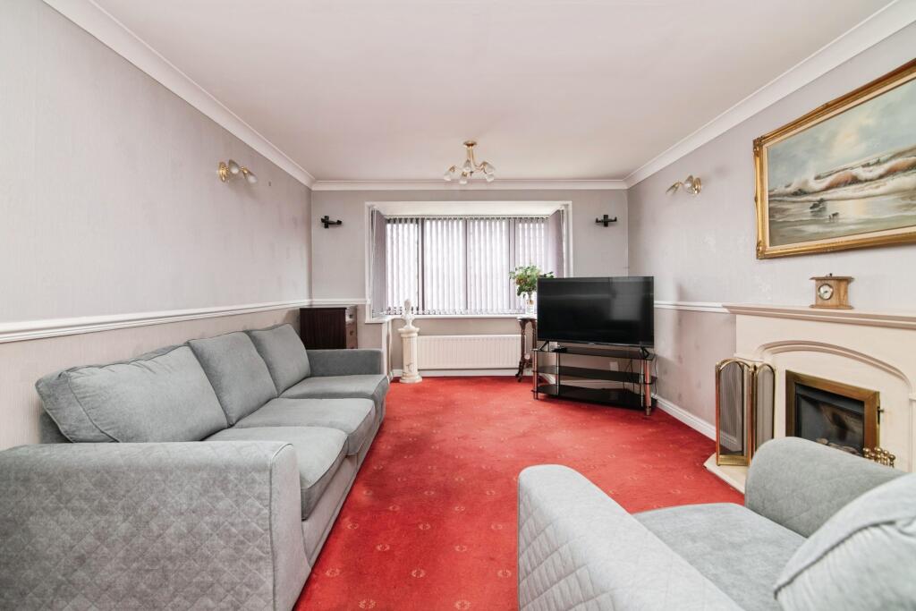 House in Dudley, West Midlands - View 3