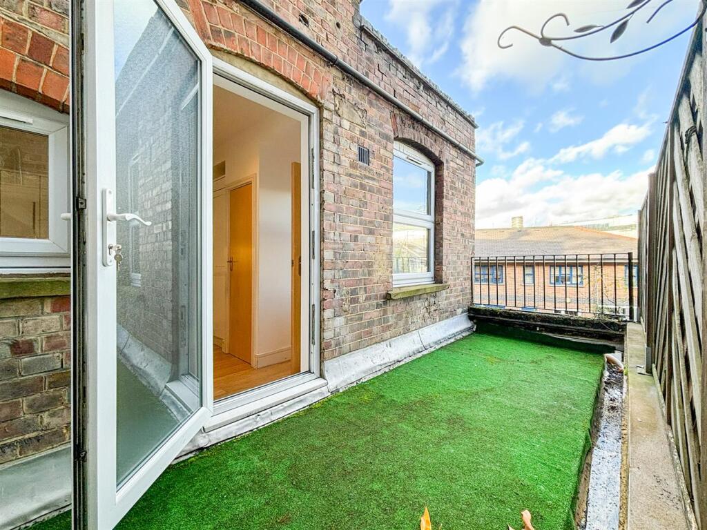 Main image of property: Uxbridge Road, Shepherd's Bush, W12