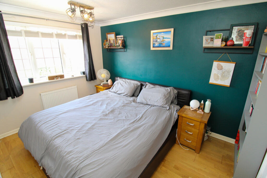 Tyne Close, Wellingborough, NN8 - View 6
