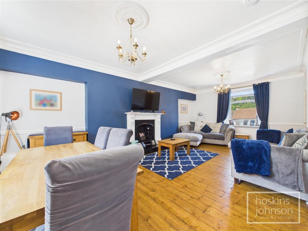 Merthyr Road, Pontypridd - View 4