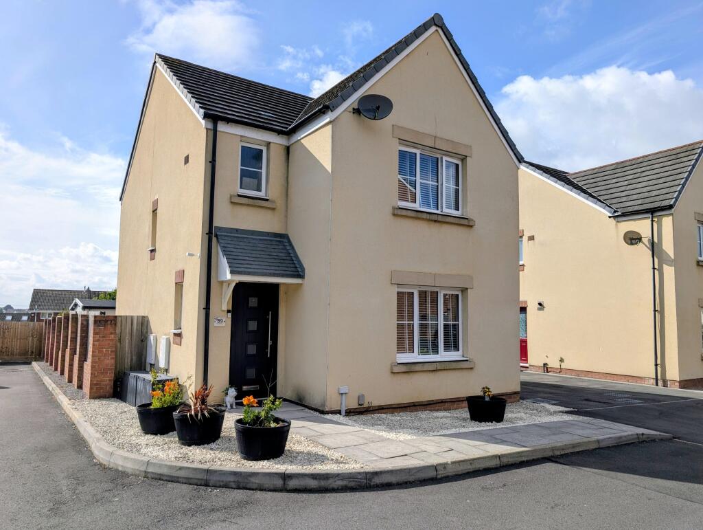 Main image of property: Cilgant Y Lein, Pyle, Bridgend