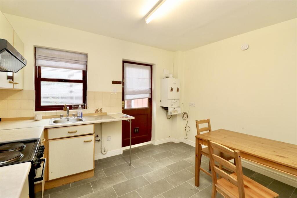 House in York - View 5