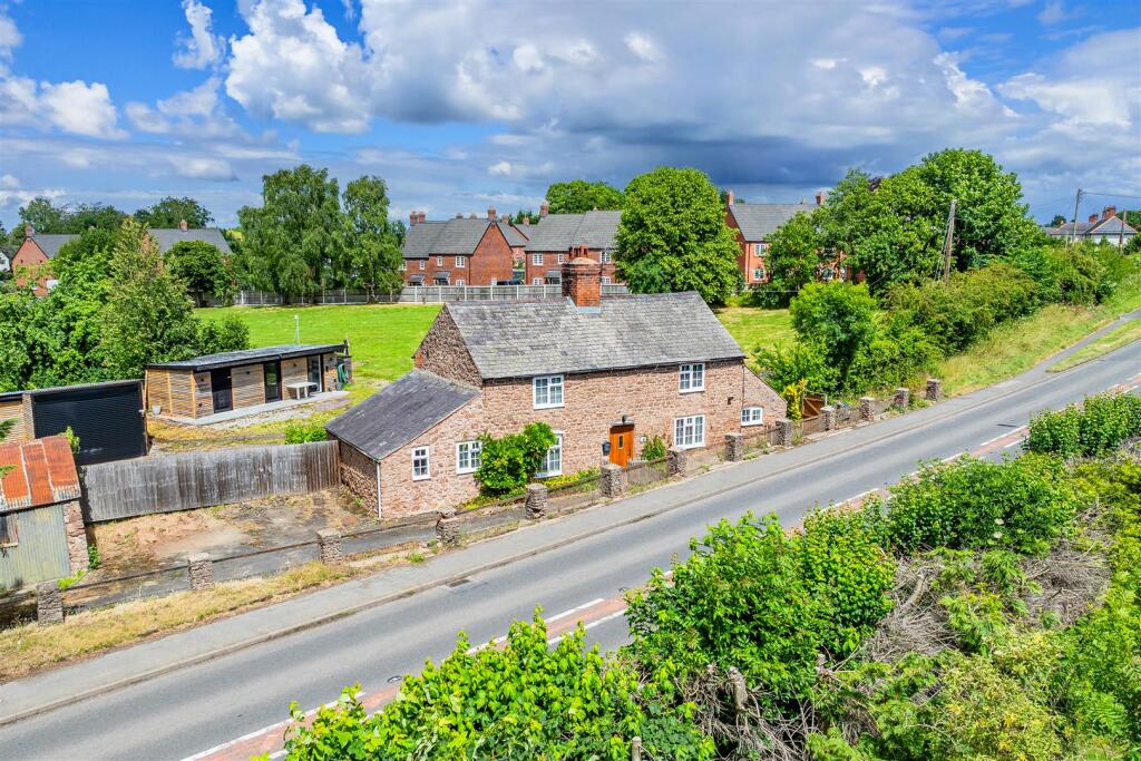 Main image of property: Brookfield, Ford, Shrewsbury, SY5 9LG