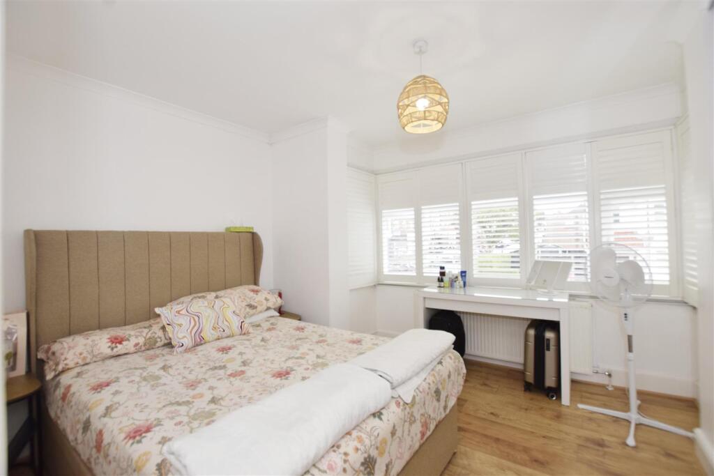 House in London, North Wembley, Preston - More