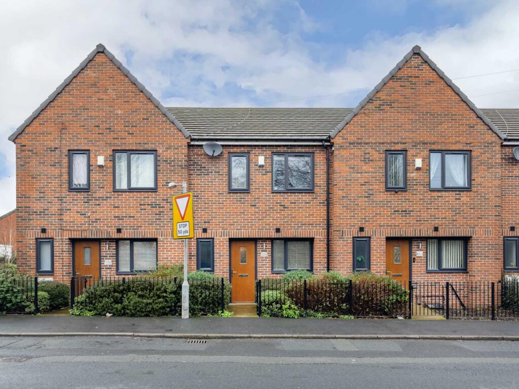 Main image of property: Leeds Old Road, Batley