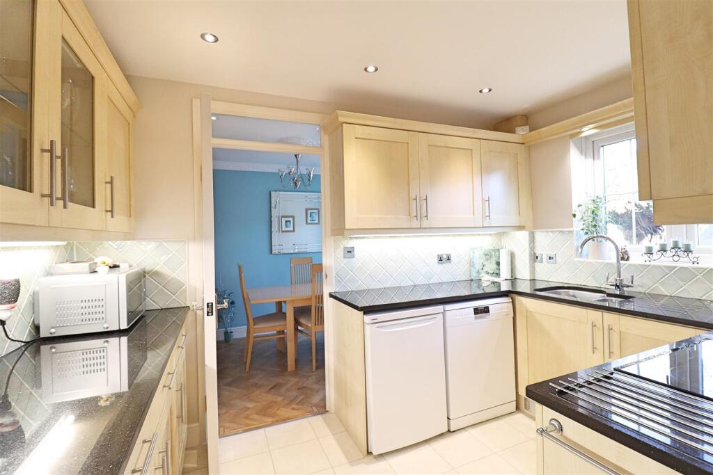 Ellen Way, Great Notley, Braintree photo 5