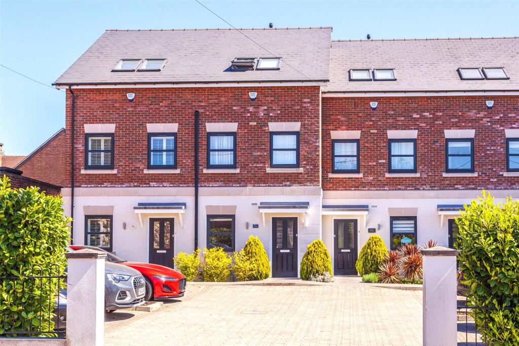 Main image of property: Oak Tree Road, Marlow, Buckinghamshire, SL7