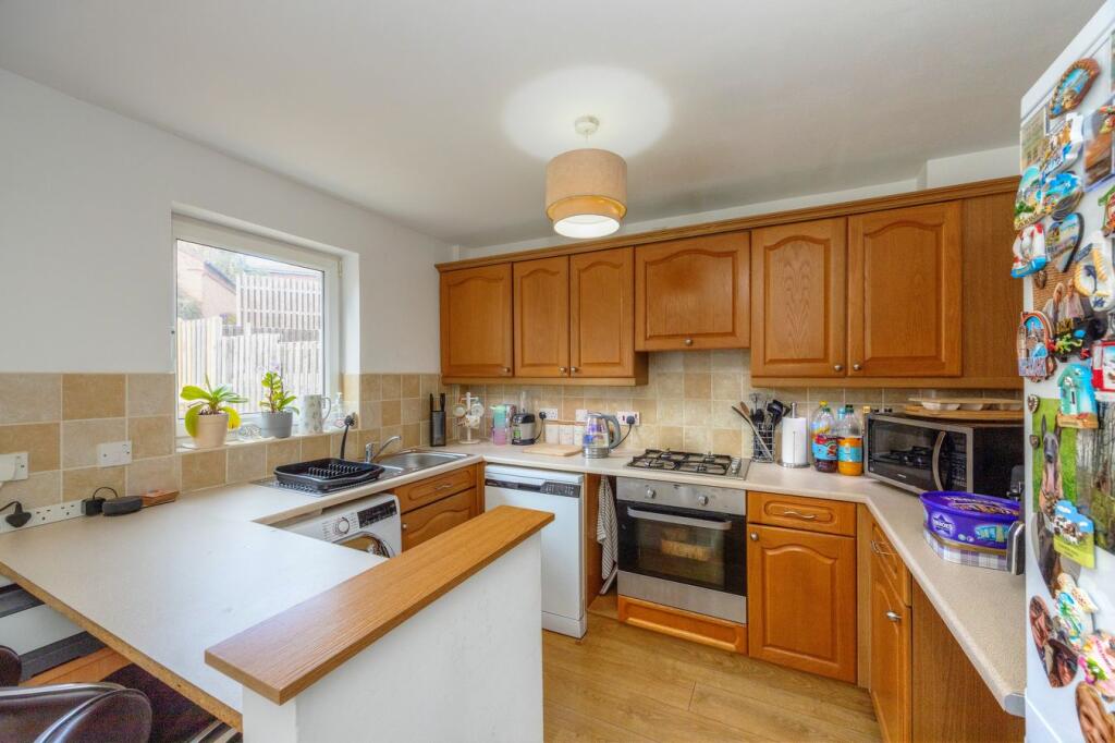 House in Barnsley, Dodworth - View 5