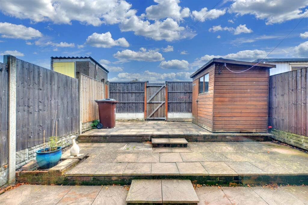 House in Nottingham, Top Valley - View 4