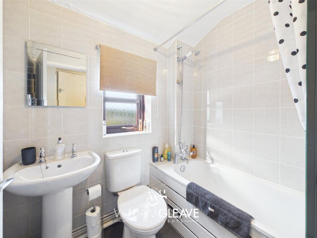 House in Pentre Halkyn, Halkyn - View 6