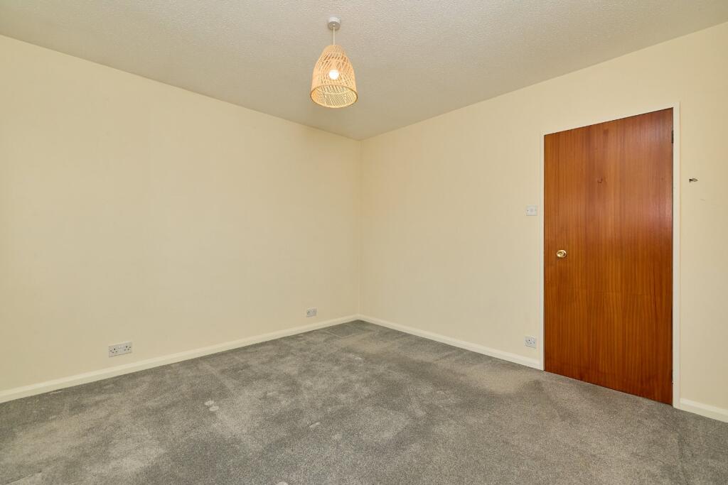 Additional image 16 of Queens Den, Aberdeen, AB15