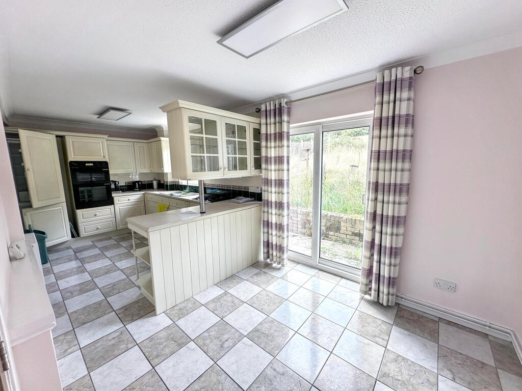 House in North East Derbyshire, Unstone - More
