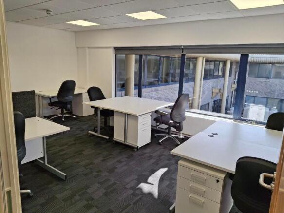 Office 7D