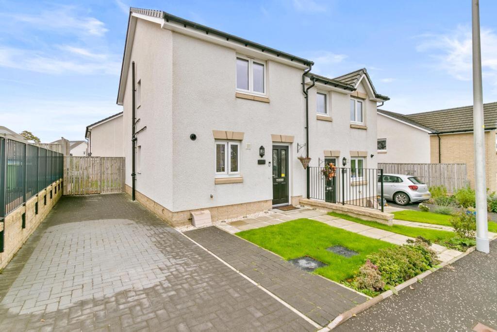 2-bed semi-detached on 17, Basalt Way, Barrhead, G78, £230,000