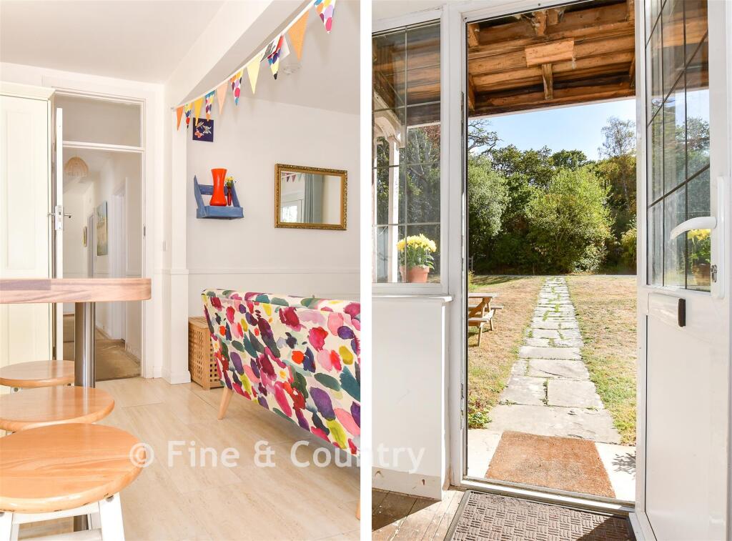 House in Ryde, Fishbourne - More