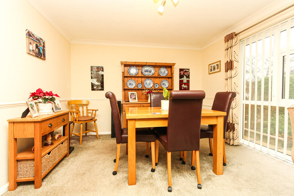 House in Wellingborough, Redhill Grange - View 5