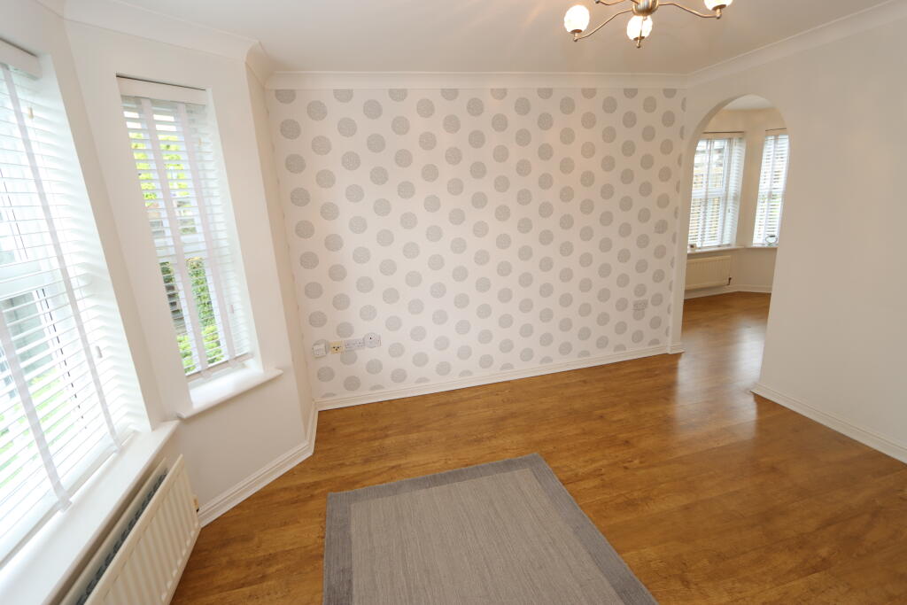 Fenwick Close,
Northumberland Park, Backworth,
NE27 0RL photo 4