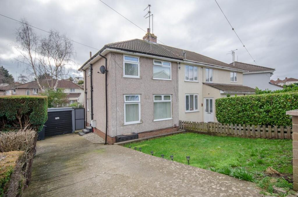 2-bed semi-detached on Northcote Road, Mangotsfield, Bristol, BS16 6AT, £300,000