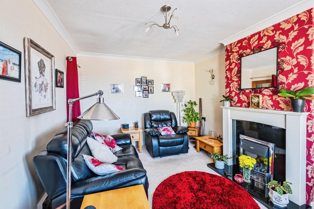 House in Brighton - View 5