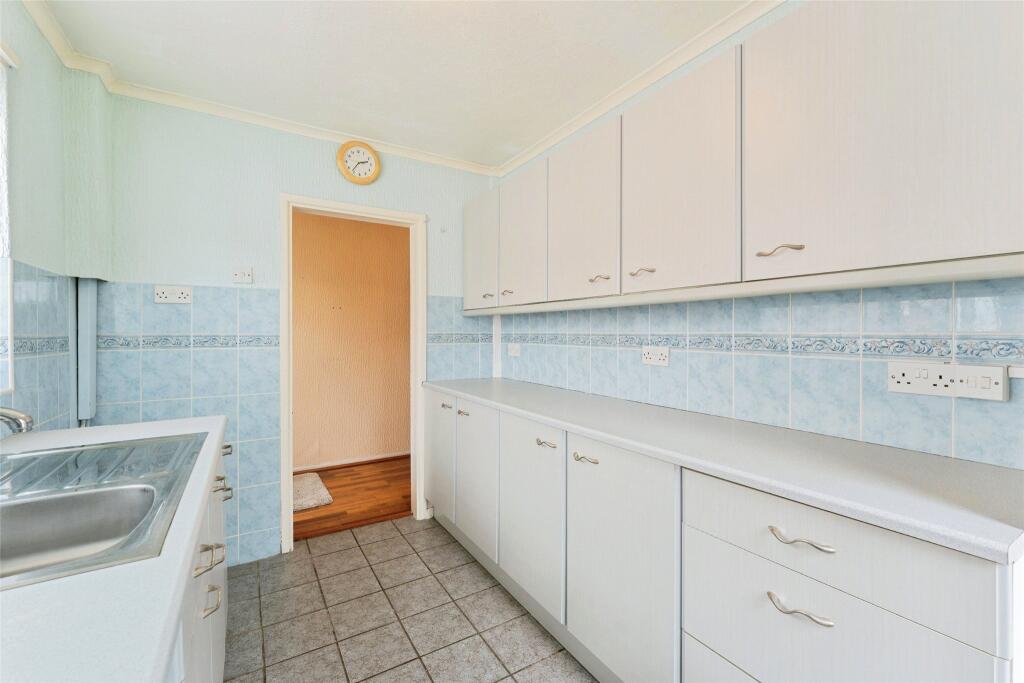 Sutherland Drive, Wirral, Merseyside, CH62 - View 5