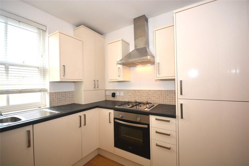 Apartment in Leeds - View 4