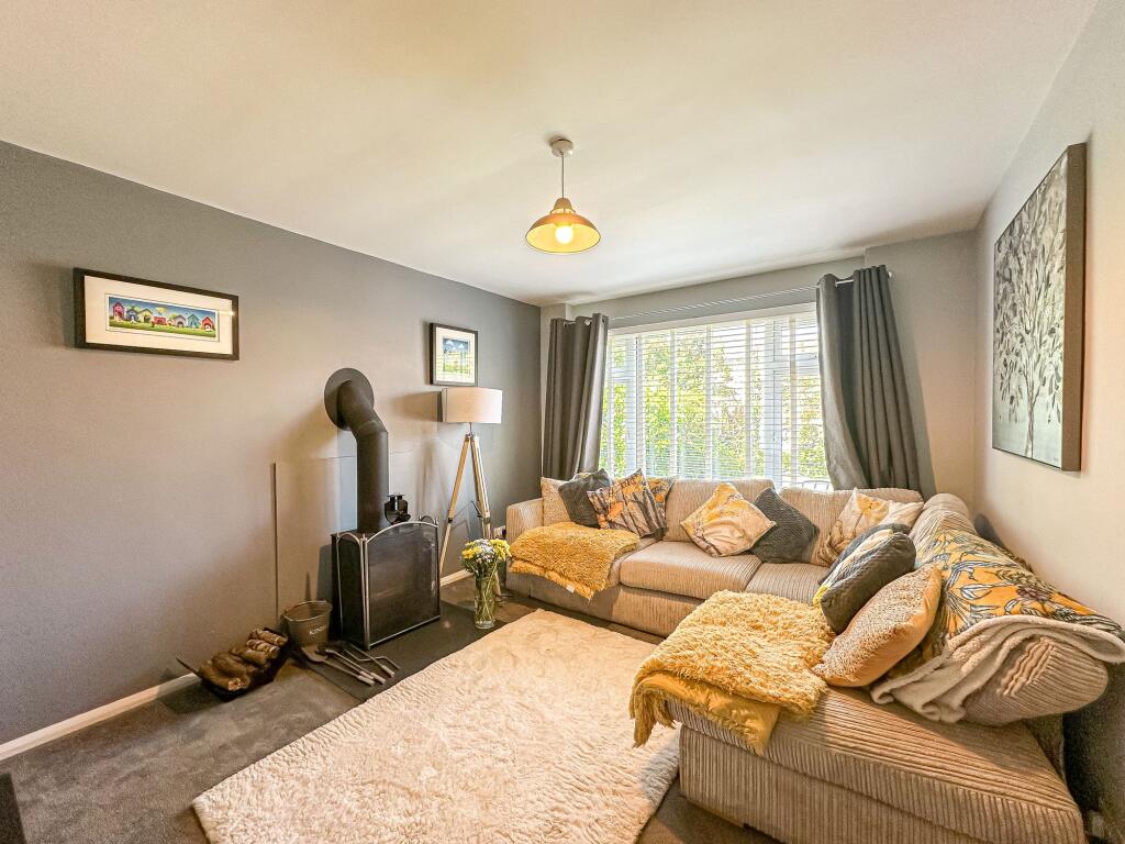 House in Heswall, Liverpool City Region - View 2