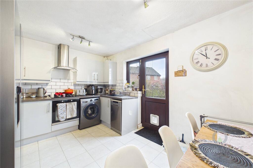 Farmhill Road, Southfields, Northampton, NN3 photo 4