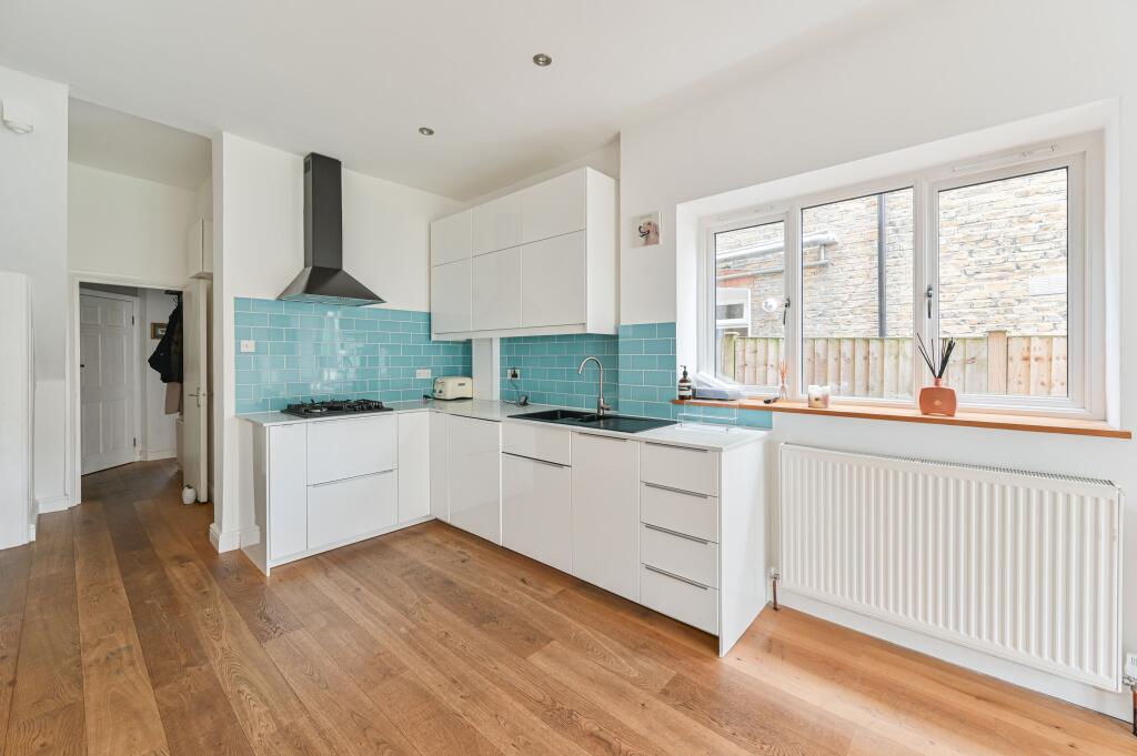 Apartment in London - View 4
