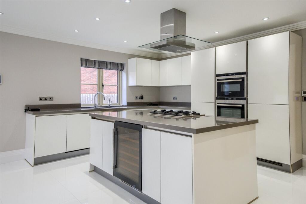 Additional image 2 of Warwick Road, Knowle, Solihull, West Midlands, B93