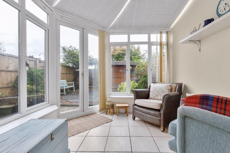Jubilee Mews, Southbourne photo 3