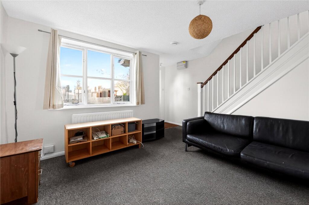 2 bedroom terraced house for rent