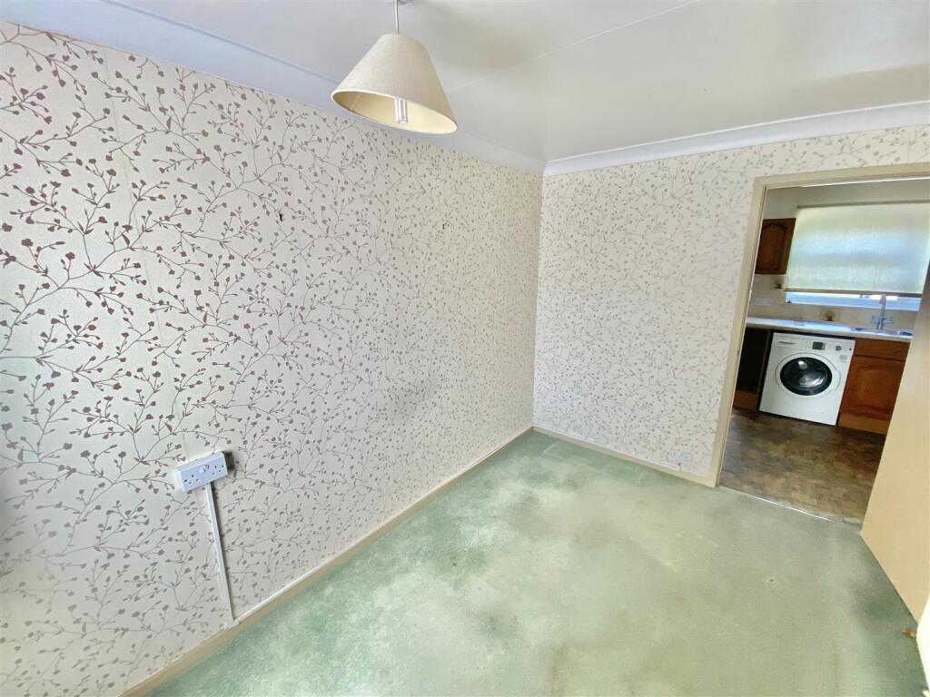 House in St Albans - View 5