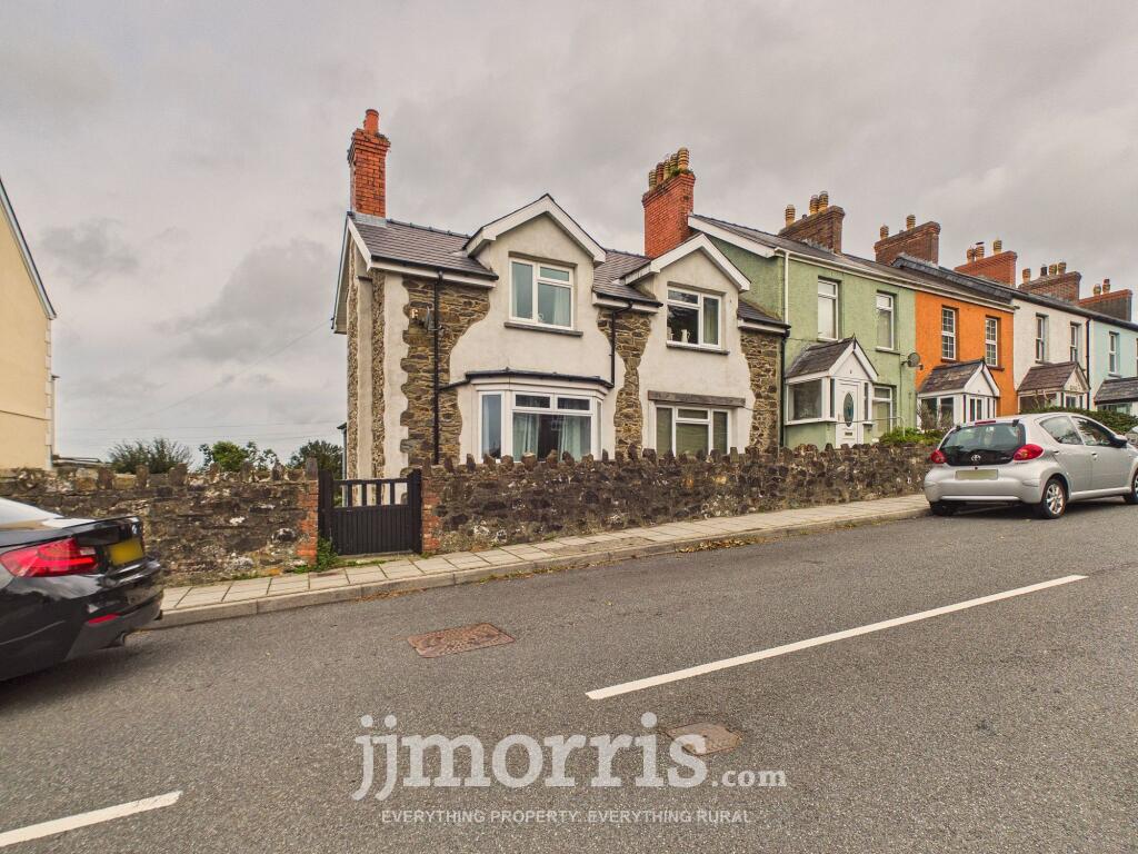 3-bed terraced on 6 Windy Hall, Fishguard, Pembs, SA65 9DP, £315,000